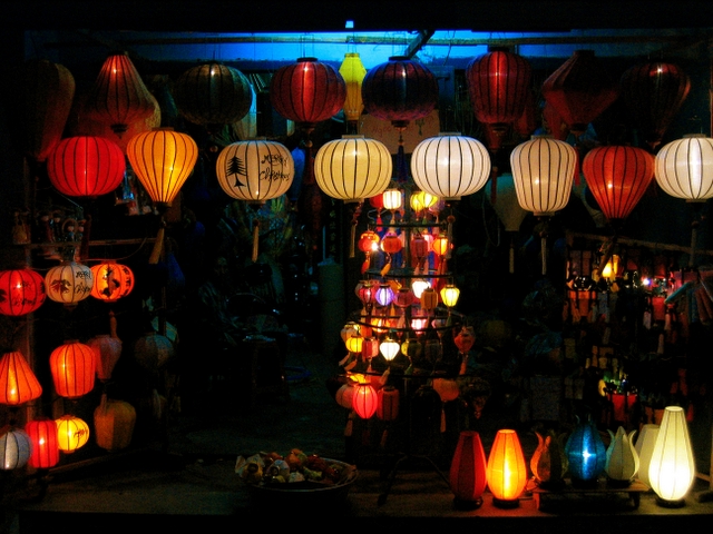 &Dstrok;&egrave;n lồng Hội An &mdash; ảnh minh họa &dstrok;iểm &dstrok;ến